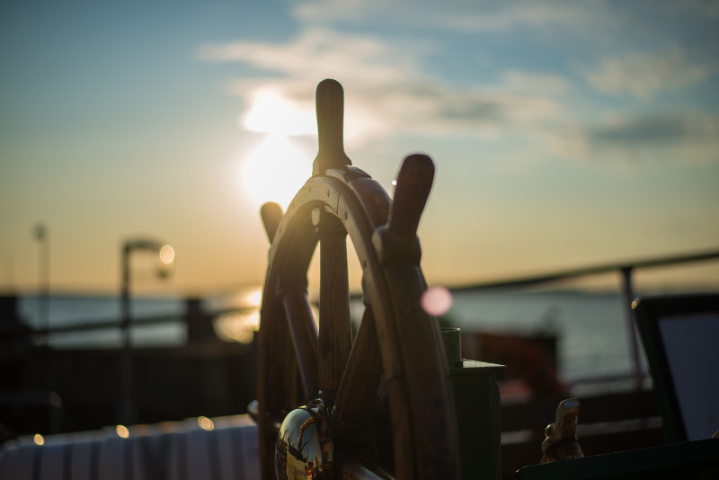 ships wheel